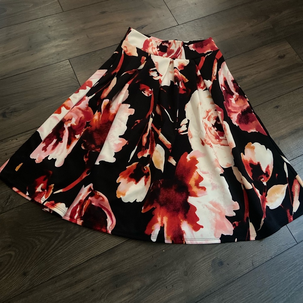 Floral Print Midi Skirts